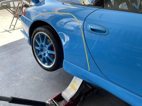 ポルシェ　GT３　クォーター　バンパー修理サムネイル