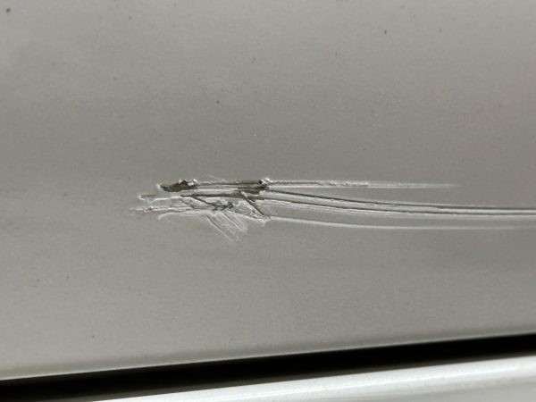 BMWドアステップバンパーホイール修理サムネイル
